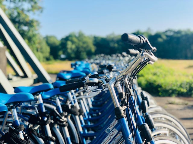fietsen voor shelter Park Vliegbasis Soesterberg