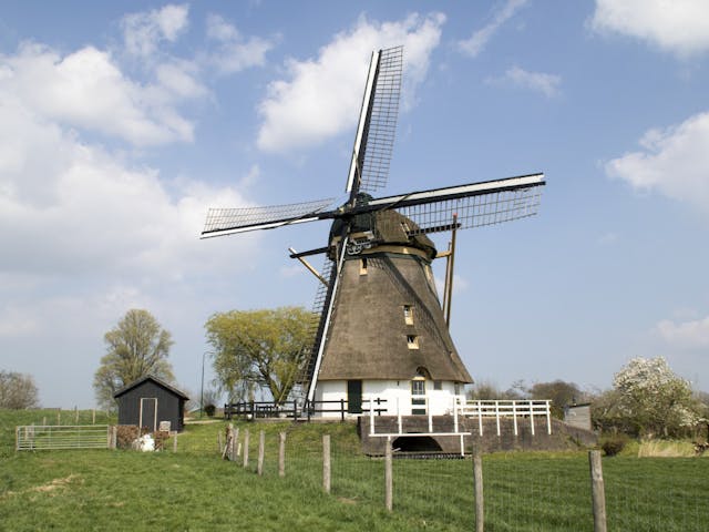 Oostzijdse Molen buiten
