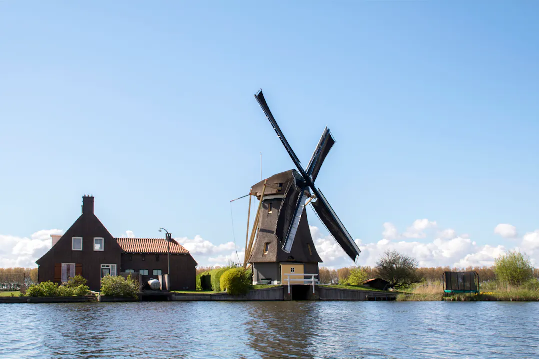 Garstenmolen aan overkant water