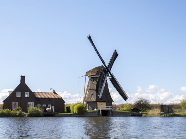 Garstenmolen aan overkant water