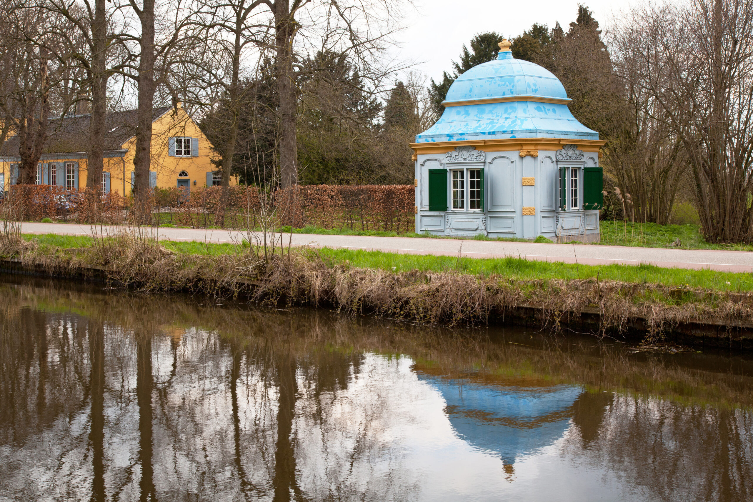 Theehuis buiten Kasteelpark Loenersloot