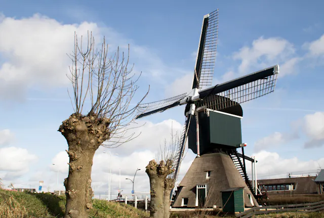Kortrijkse Molen buiten