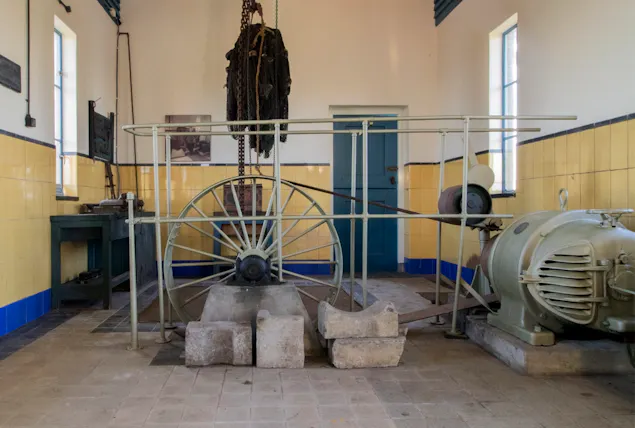 binnen in gemaal bij Middelste Molen