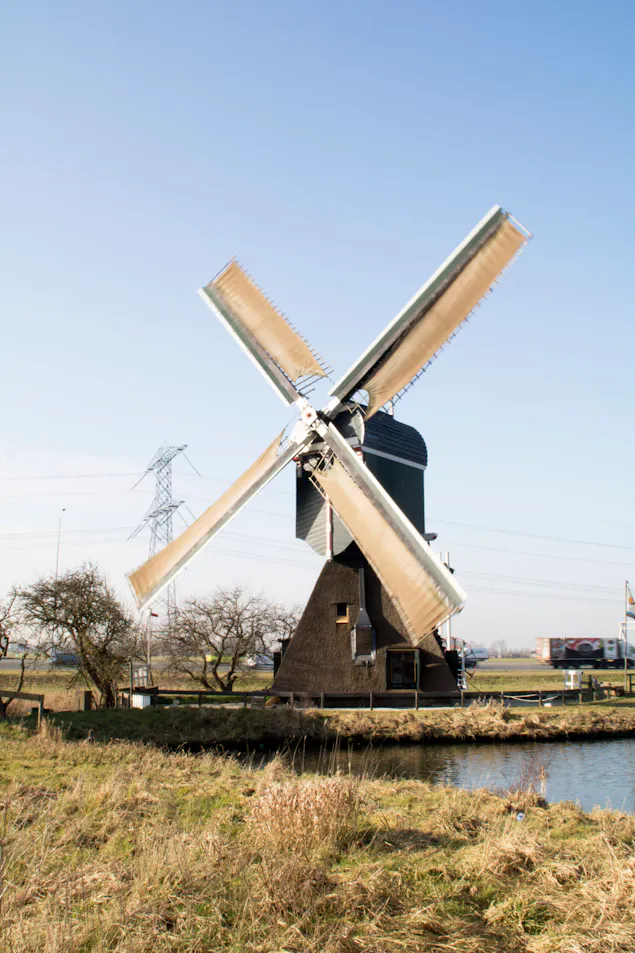 Oukoper Molen in de zeilen
