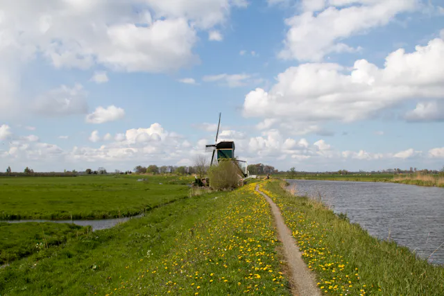 Spengense Molen langs water