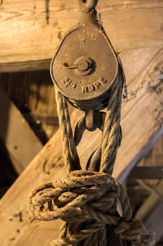 detail katrol Veenmolen