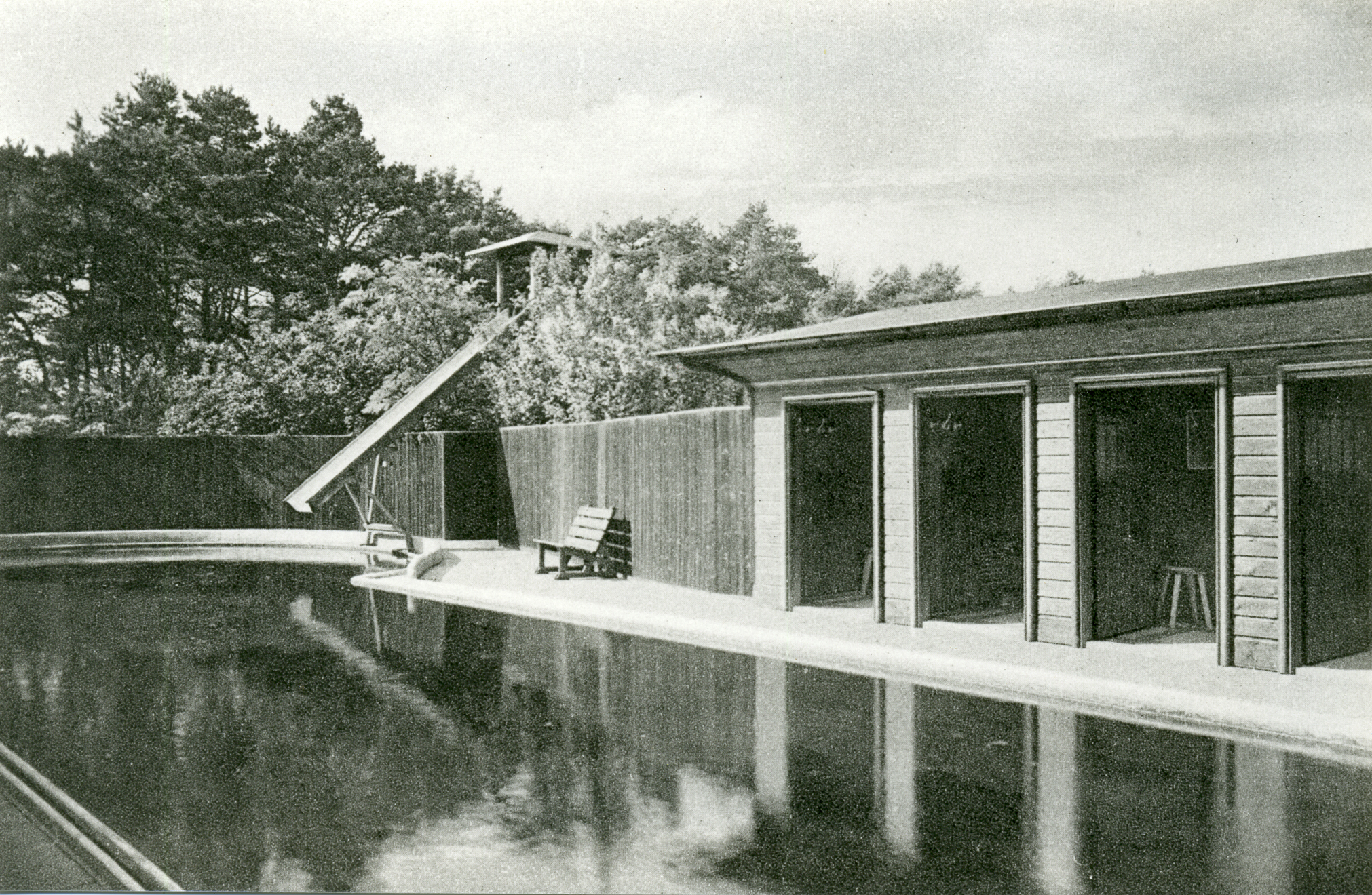Het zwembad op landgoed Heidestein.